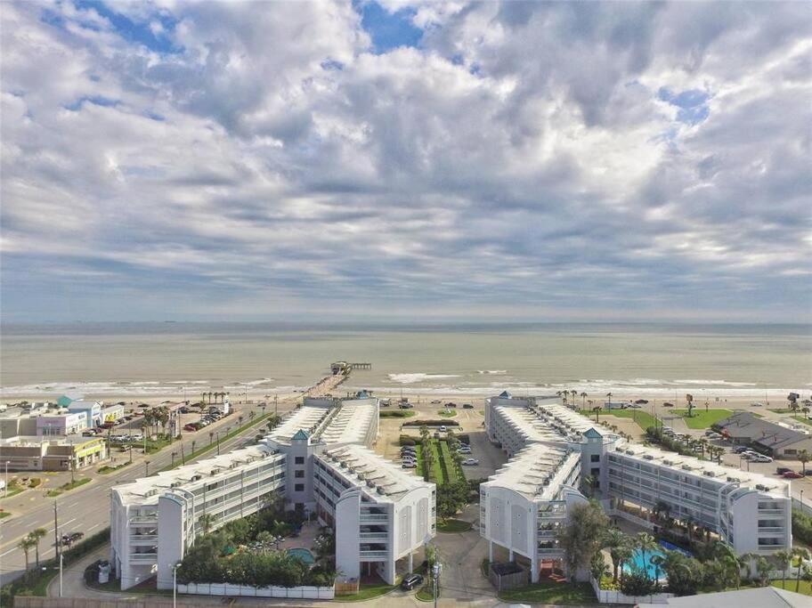 Gypsea Blu Beach Condo Steps To The Beach Galveston Exteriér fotografie