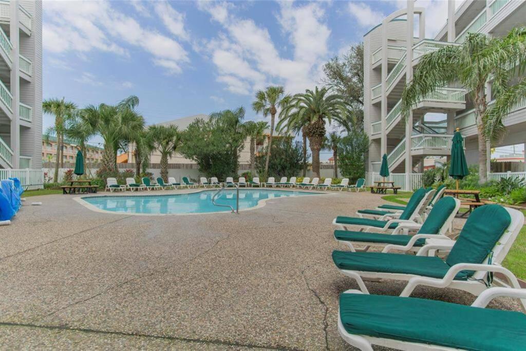 Gypsea Blu Beach Condo Steps To The Beach Galveston Exteriér fotografie